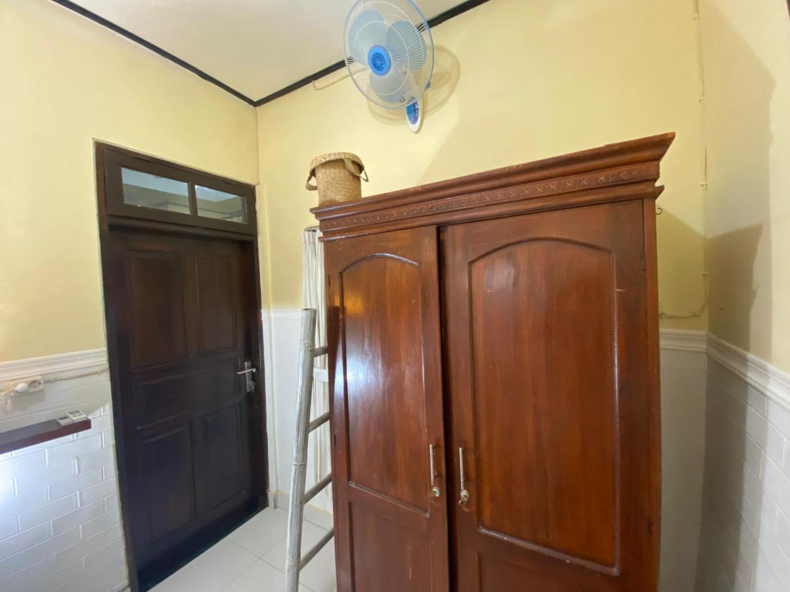 Coliving Bali Sweet Home Kost Lengkap Di Tabanan Kota Номер фото